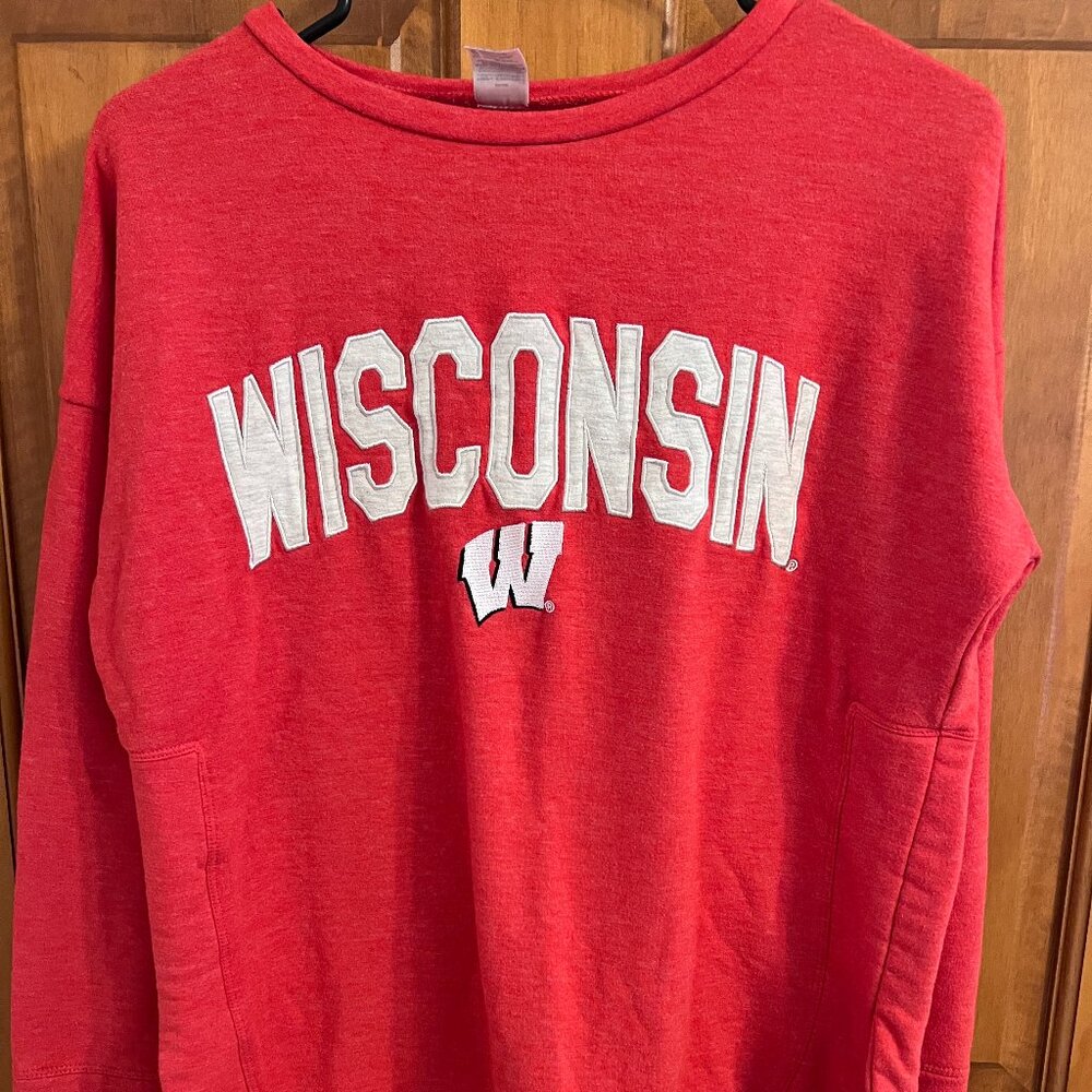 Wisconsin Badger Crewneck Sweater - NEVER WORN - Size Small